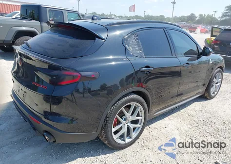 2018 Alfa Romeo Stelvio Ti Sport Awd из США, поврежденный, VIN ZASFAKNN5J7B68871